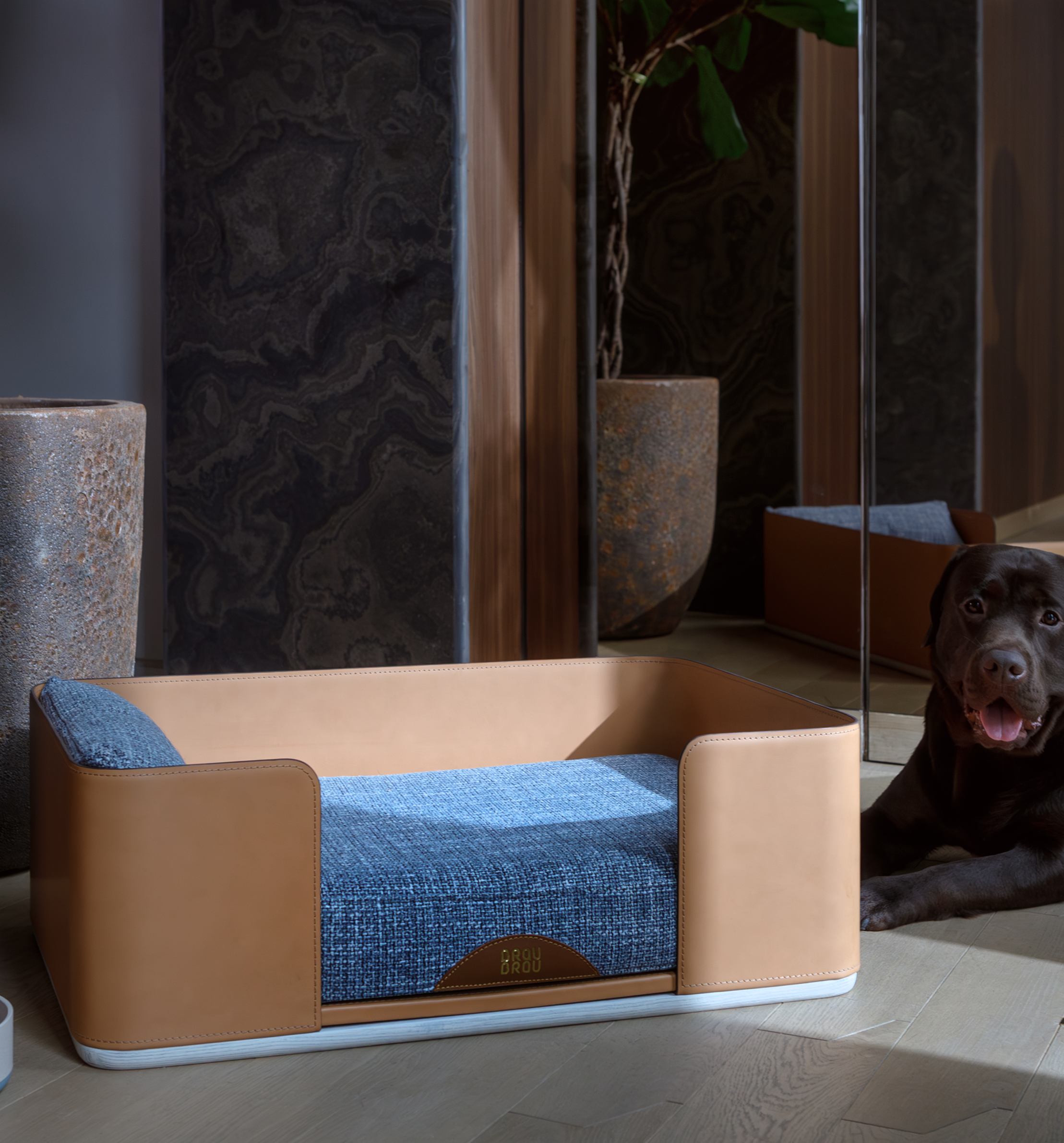 Canapea Premium din Piele Saddle leather Pet Bed - BRAUBRAU pentru Animale de Companie (Câini și Pisici) ⁠⁠